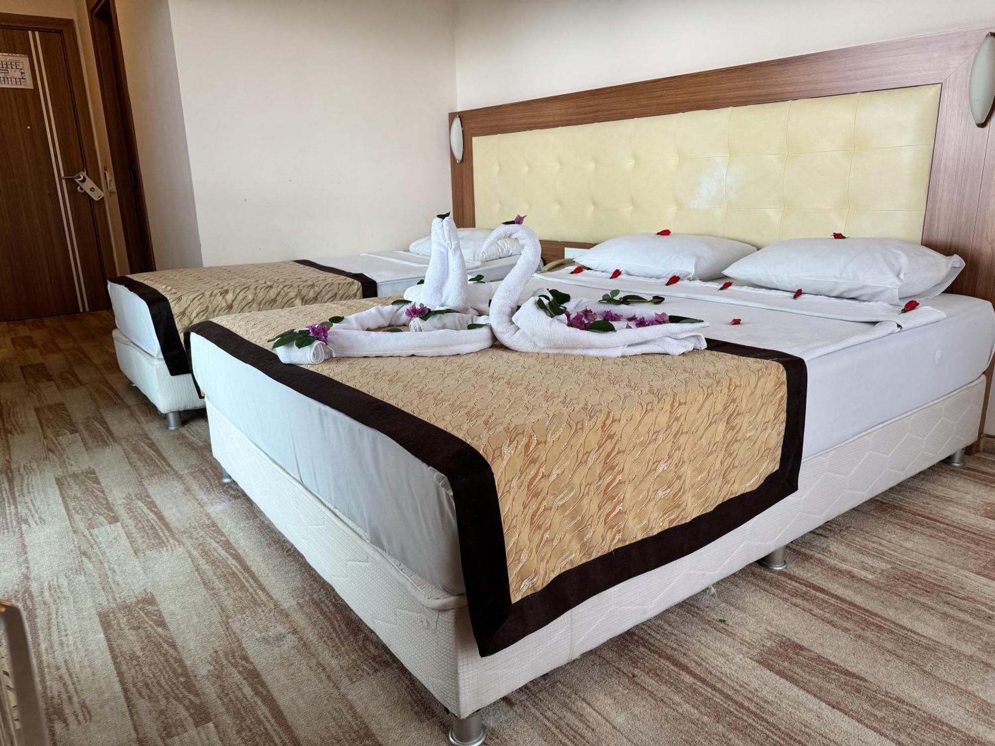 Hotel Mitos Алания Экстерьер фото