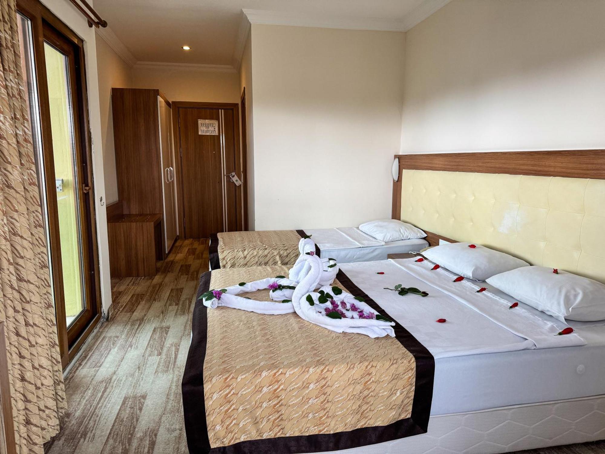 Hotel Mitos Алания Экстерьер фото